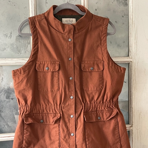 Old Ranch Brands Women's Barnwell Vest - Picture 1 of 6
